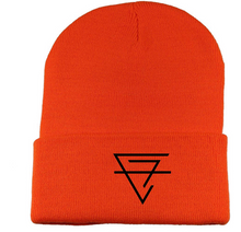 Load image into Gallery viewer, CF logo / Text Beanies